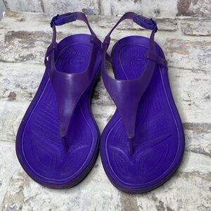 CROCS Really Sexi T-Strap Sandals